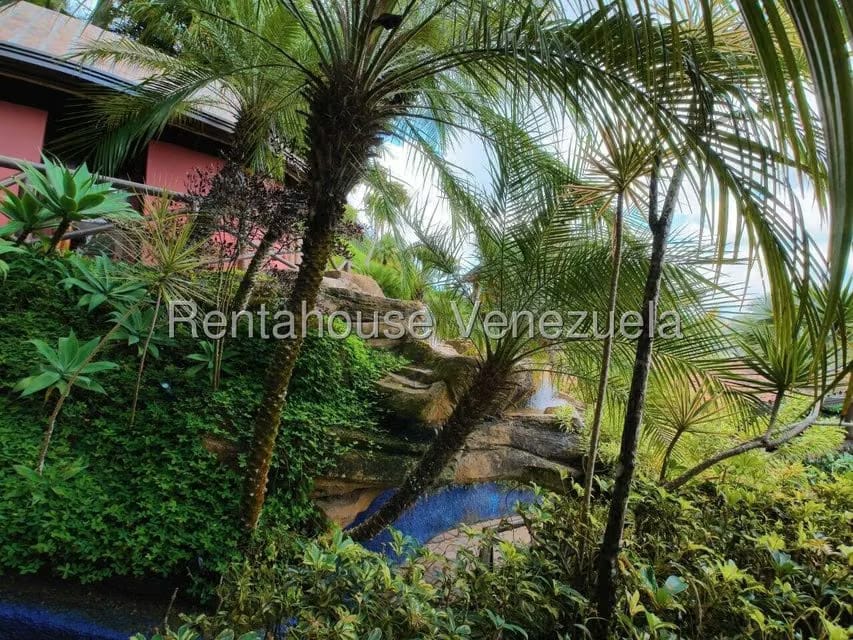 Casa (Multipes Niveles) en Venta en Alto Hatillo, Distrito Metropolitano - 71