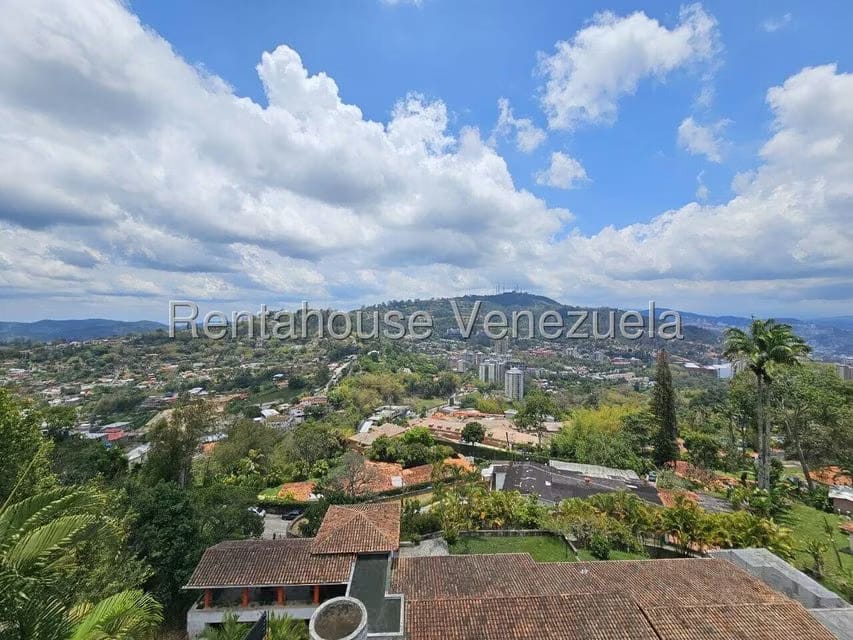 Casa (Multipes Niveles) en Venta en Alto Hatillo, Distrito Metropolitano - 85