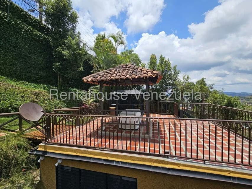 Casa (Multipes Niveles) en Venta en Alto Hatillo, Distrito Metropolitano - 86