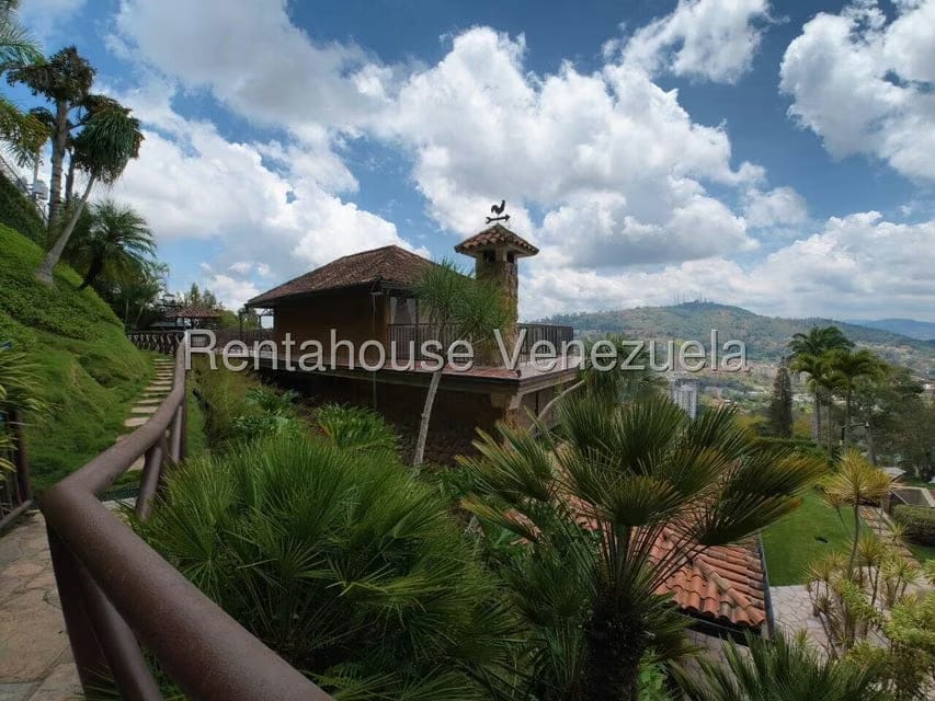 Casa (Multipes Niveles) en Venta en Alto Hatillo, Distrito Metropolitano - 97