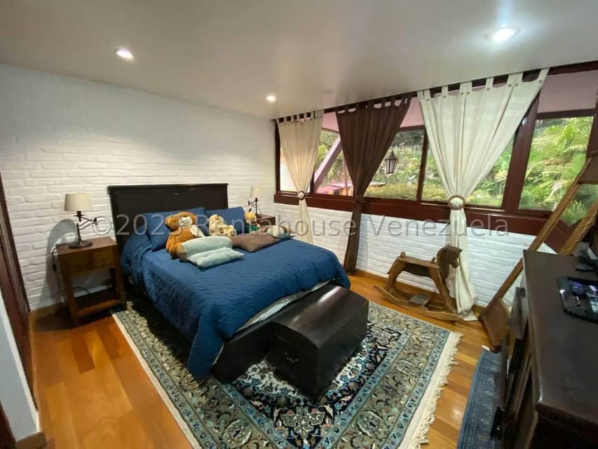 Casa (Multipes Niveles) en Venta en La Lagunita Country Club, Distrito Metropolitano - 28