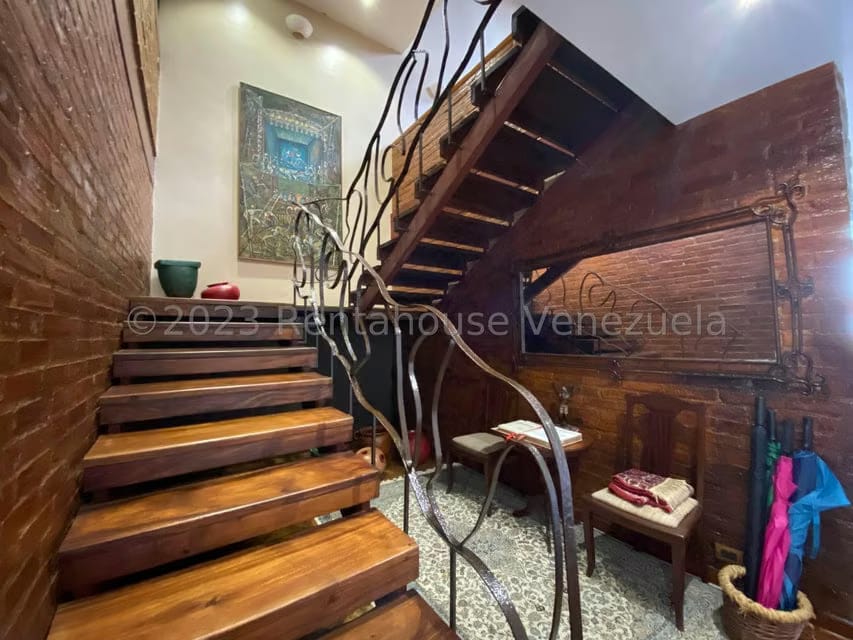 Casa (Multipes Niveles) en Venta en La Lagunita Country Club, Distrito Metropolitano - 4