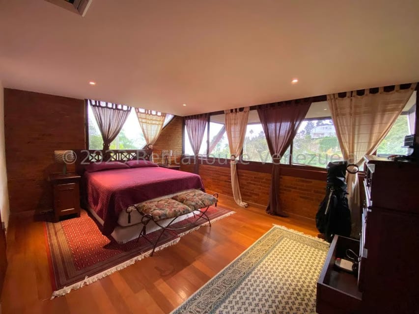 Casa (Multipes Niveles) en Venta en La Lagunita Country Club, Distrito Metropolitano - 33