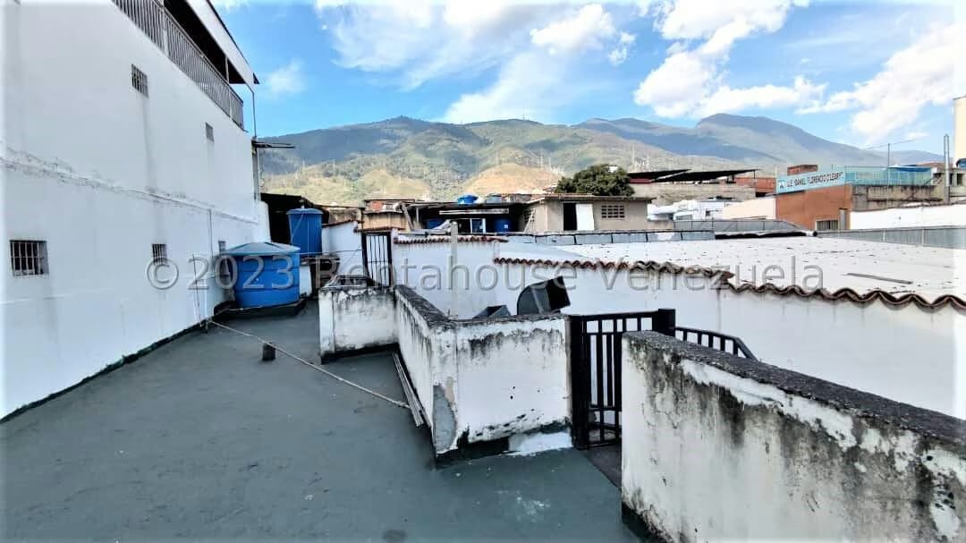 Comercial (Local Comercial) en Venta en Guaicaipuro, Distrito Metropolitano - 16