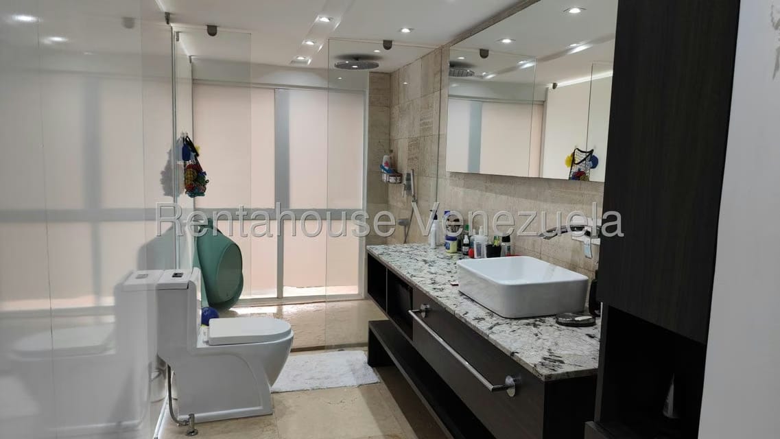 Apartamento (Duplex) en Venta en La Union, Distrito Metropolitano - 14