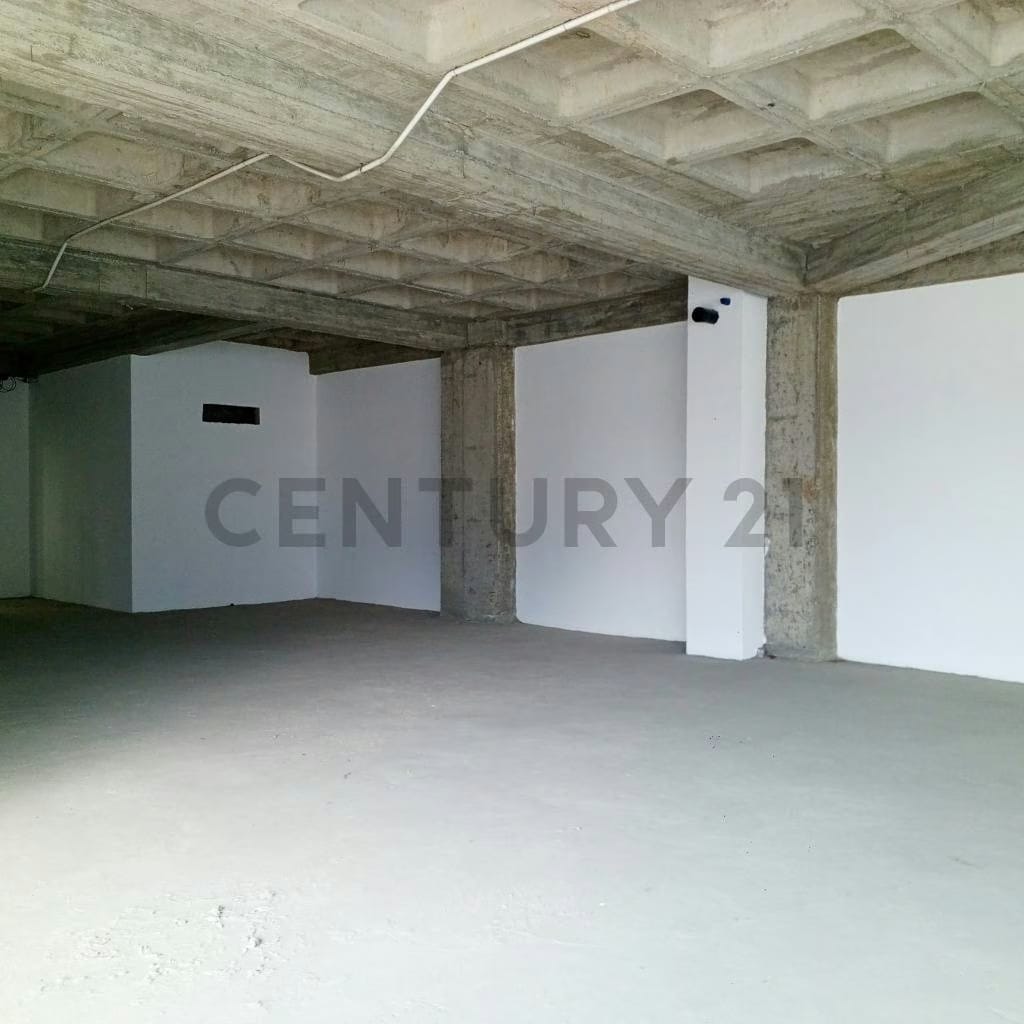 Excelencia y Amplitud: 204 M2 de vision corporativa en Torre Guayana. - 11