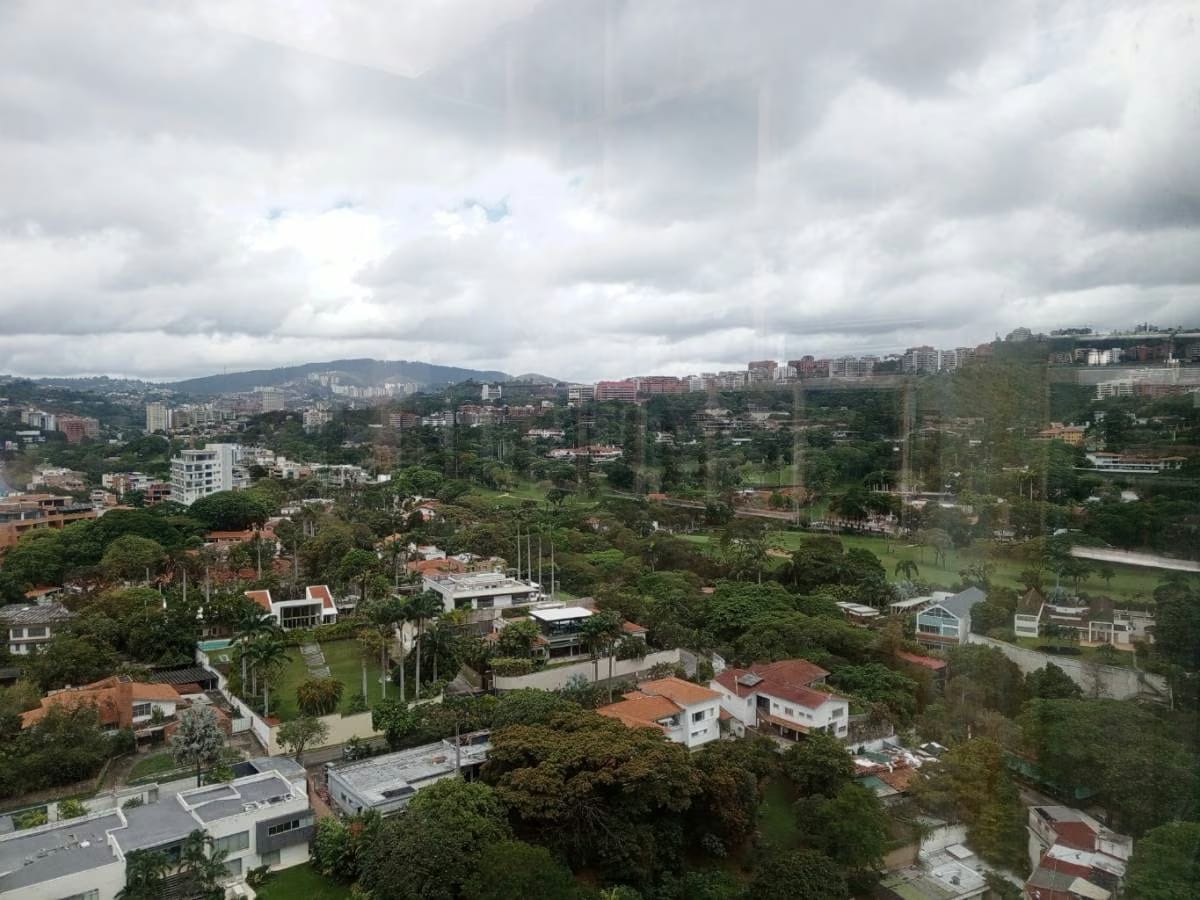 Excelencia y Amplitud: 204 M2 de vision corporativa en Torre Guayana. - 12