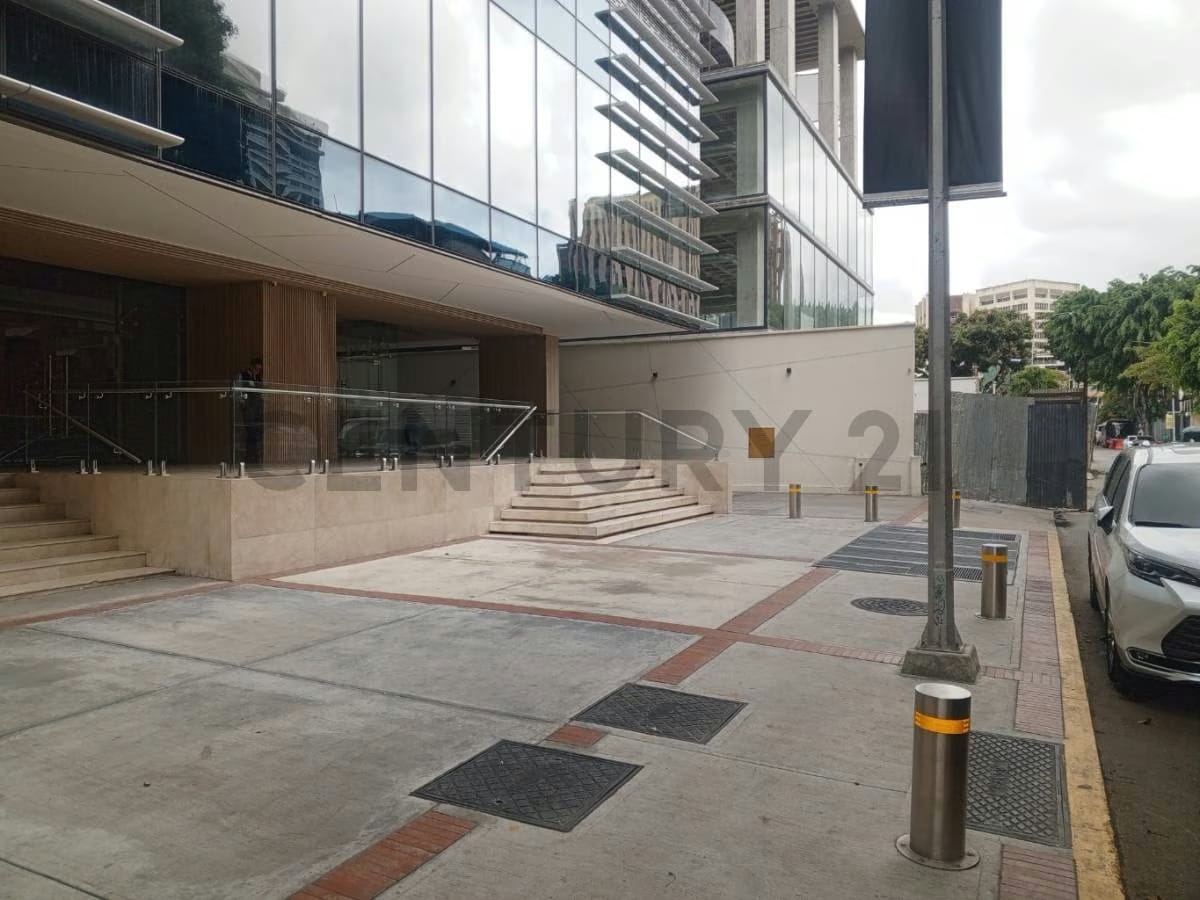 Excelencia y Amplitud: 204 M2 de vision corporativa en Torre Guayana. - 3