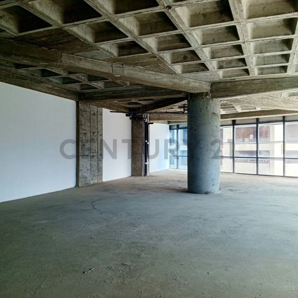 Excelencia y Amplitud: 204 M2 de vision corporativa en Torre Guayana. - 9