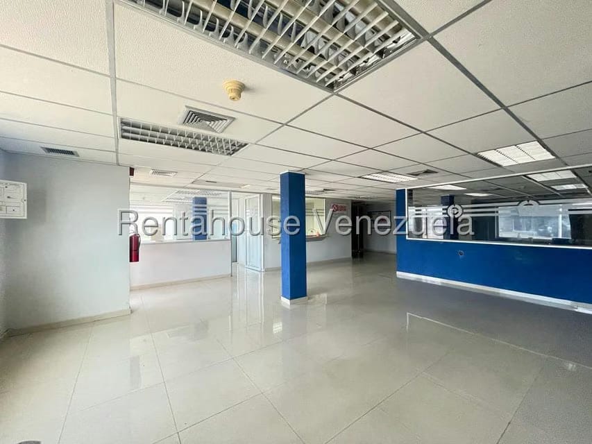 Comercial (Local Comercial) en Venta en Punto Fijo, Falcon - 13