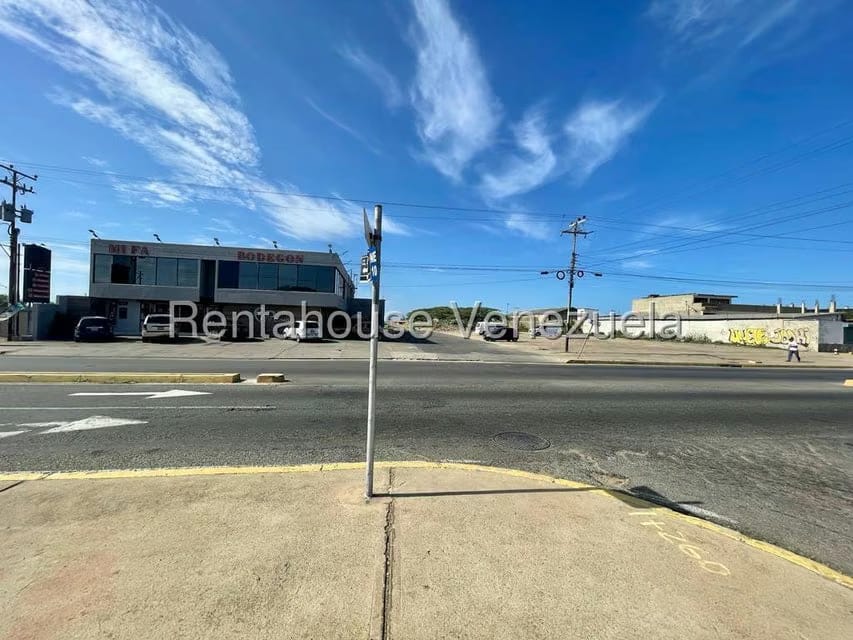 Comercial (Local Comercial) en Venta en Punto Fijo, Falcon - 5