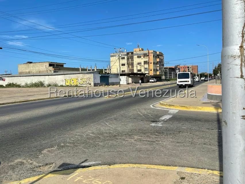 Comercial (Local Comercial) en Venta en Punto Fijo, Falcon - 7
