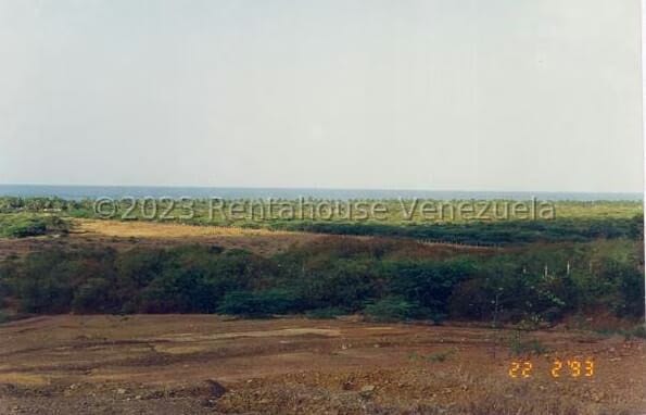 Terreno (Finca) en Venta en Playa Pintada, Miranda - 7