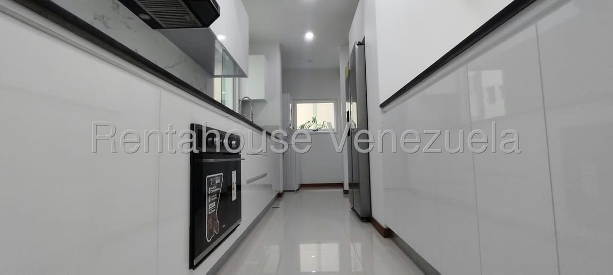 Apartamento (1 Nivel) en Venta en La Lagunita Country Club, Distrito Metropolitano - 12