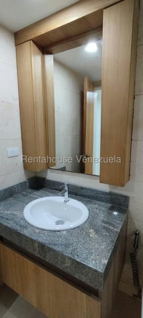 Apartamento (1 Nivel) en Venta en La Lagunita Country Club, Distrito Metropolitano - 16