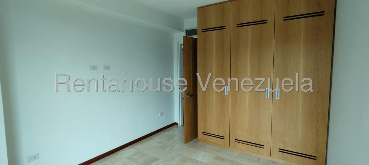 Apartamento (1 Nivel) en Venta en La Lagunita Country Club, Distrito Metropolitano - 18