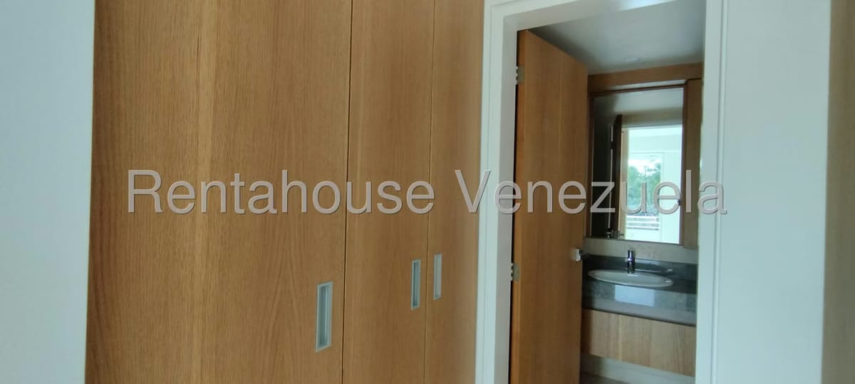 Apartamento (1 Nivel) en Venta en La Lagunita Country Club, Distrito Metropolitano - 23