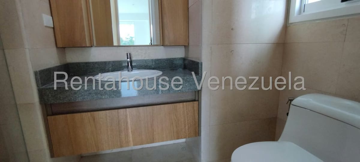 Apartamento (1 Nivel) en Venta en La Lagunita Country Club, Distrito Metropolitano - 24