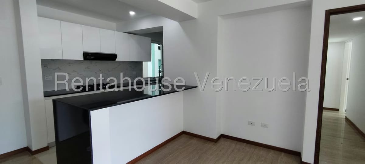 Apartamento (1 Nivel) en Venta en La Lagunita Country Club, Distrito Metropolitano - 4