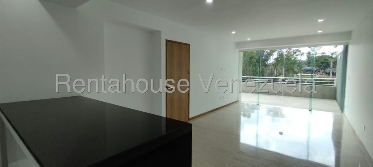 Apartamento (1 Nivel) en Venta en La Lagunita Country Club, Distrito Metropolitano - 8