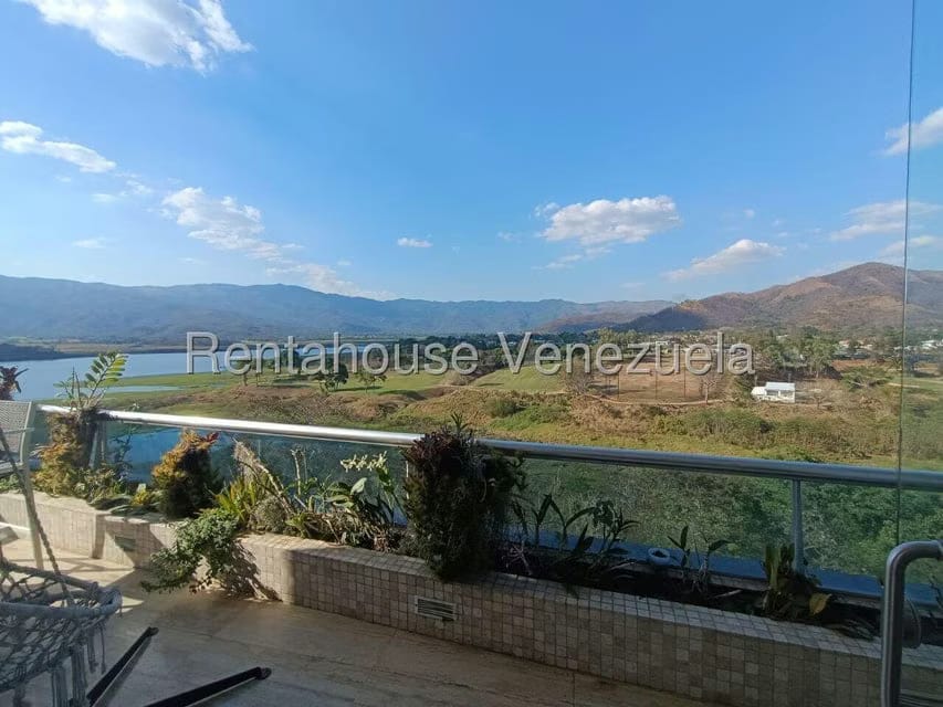 Apartamento (1 Nivel) en Venta en Terrazas del Country, Carabobo - 11