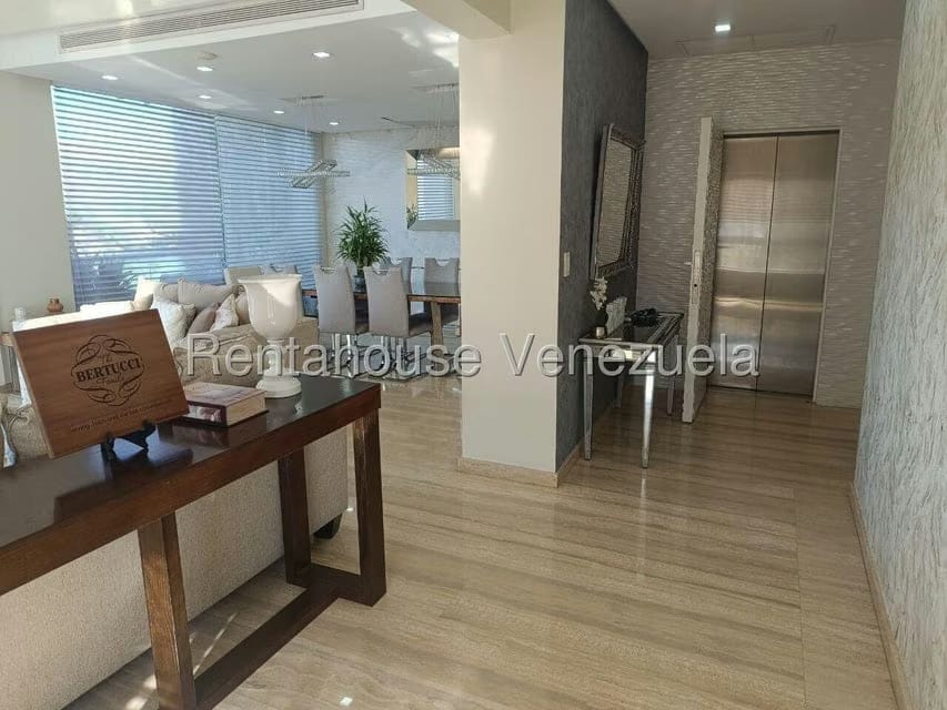 Apartamento (1 Nivel) en Venta en Terrazas del Country, Carabobo - 19