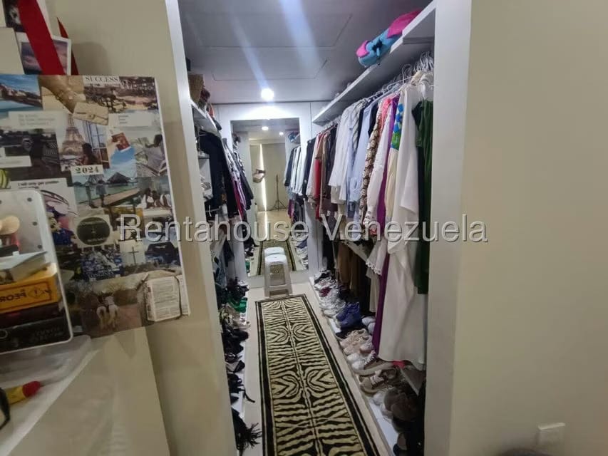 Apartamento (1 Nivel) en Venta en Terrazas del Country, Carabobo - 34