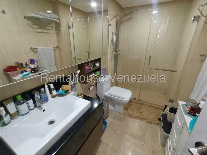 Apartamento (1 Nivel) en Venta en Terrazas del Country, Carabobo - 39