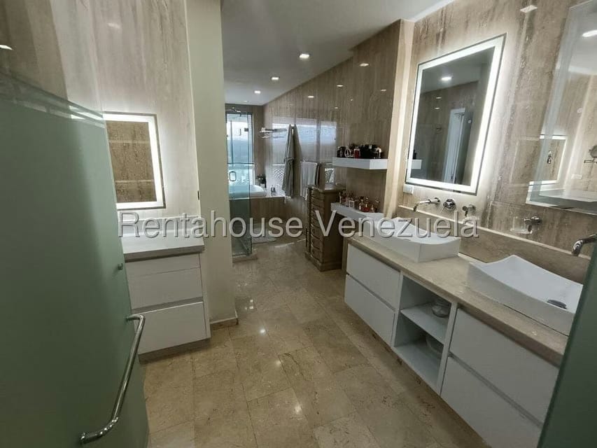 Apartamento (1 Nivel) en Venta en Terrazas del Country, Carabobo - 48