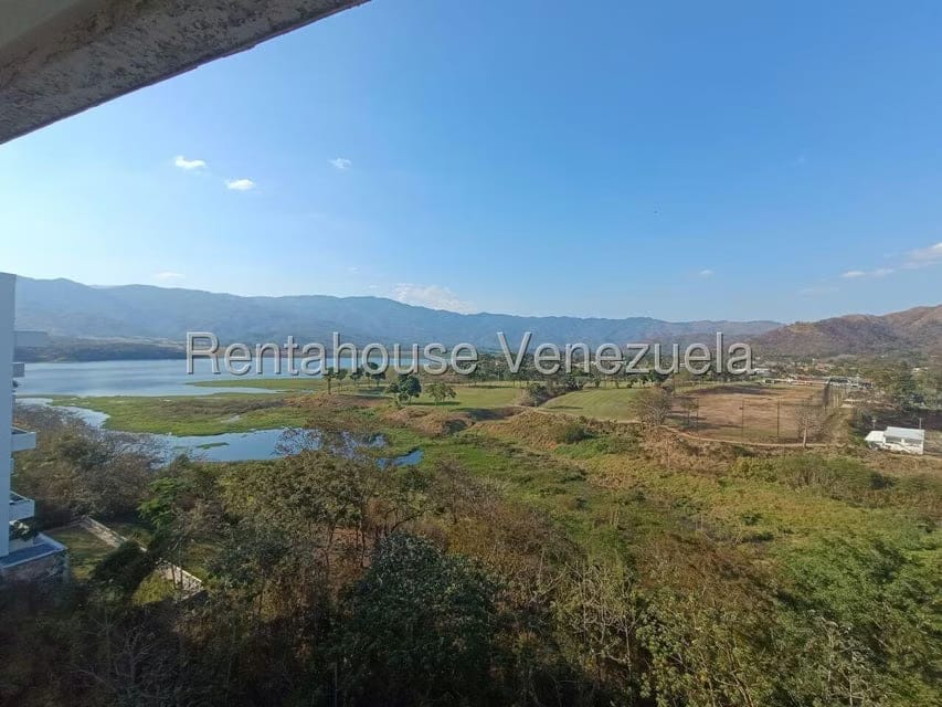 Apartamento (1 Nivel) en Venta en Terrazas del Country, Carabobo - 63