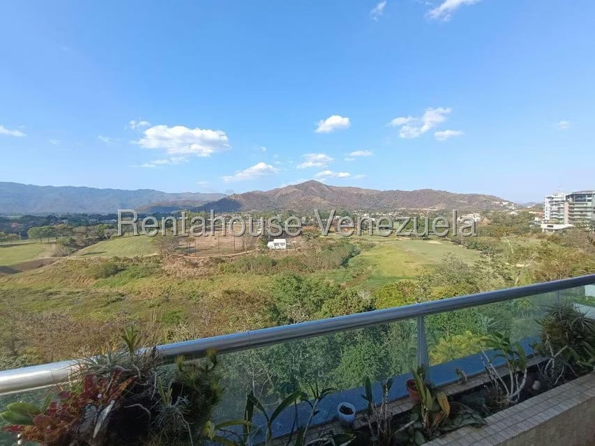 Apartamento (1 Nivel) en Venta en Terrazas del Country, Carabobo - 9