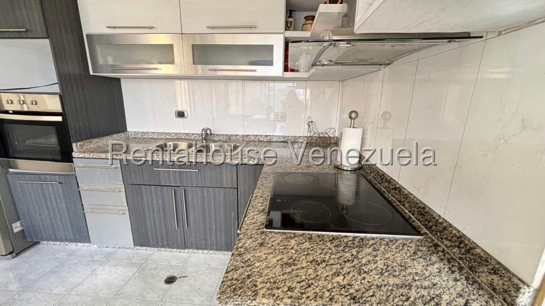 Apartamento (1 Nivel) en Venta en El Parque, Lara - 12