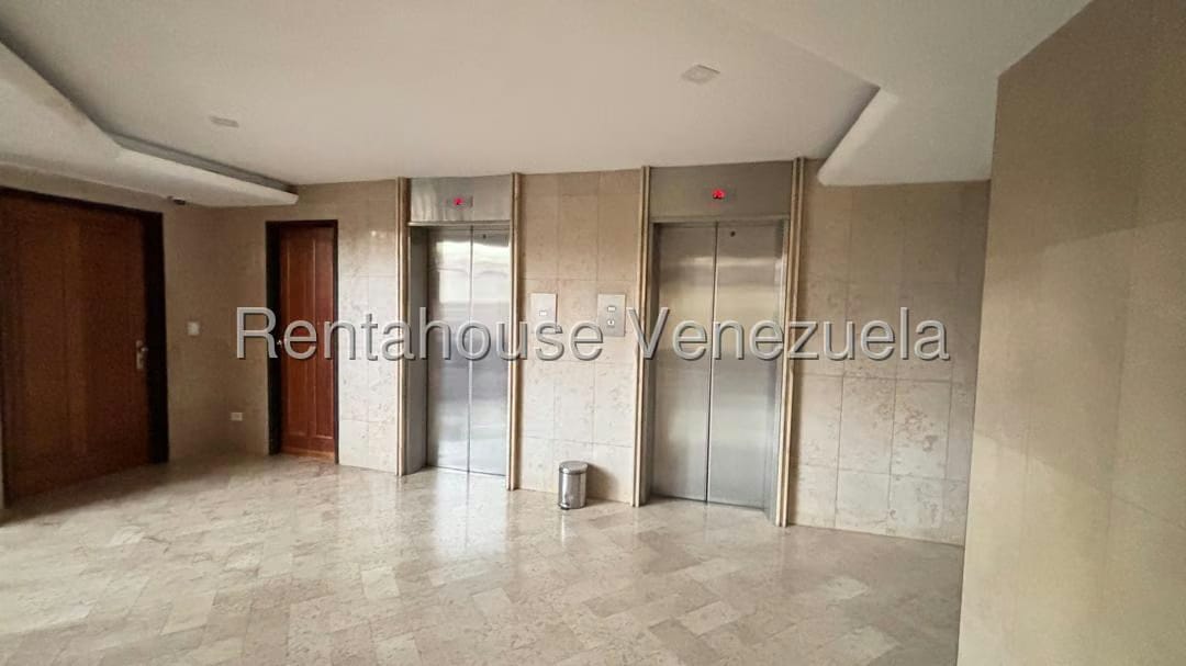 Apartamento (1 Nivel) en Venta en El Parque, Lara - 3