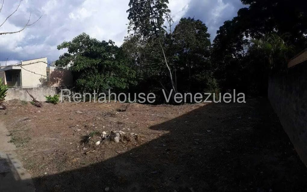 Terreno (Residencial) en Venta en Parque Oripoto, Distrito Metropolitano - 6