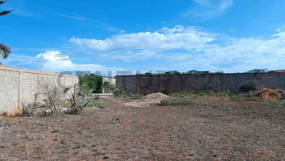 Terreno en Venta en La Exclusiva Playa El Agua Lote ideal para invertir. - 12