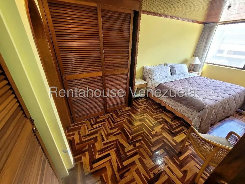 Apartamento (1 Nivel) en Alquiler en Chuao, Distrito Metropolitano - 15