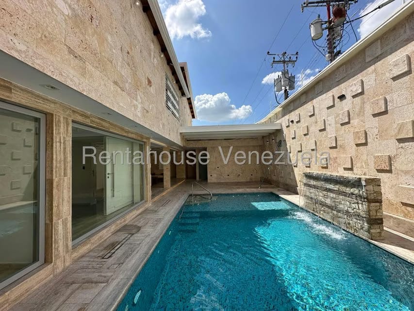 Casa (Duplex) en Venta en San Jacinto, Aragua - 3