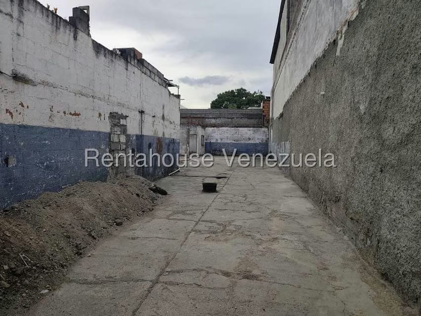 Terreno (Comercial) en Venta en Centro, Lara - 16