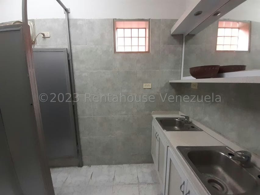 Comercial (Galpon - Deposito) en Alquiler en Santa Rosa, Aragua - 14
