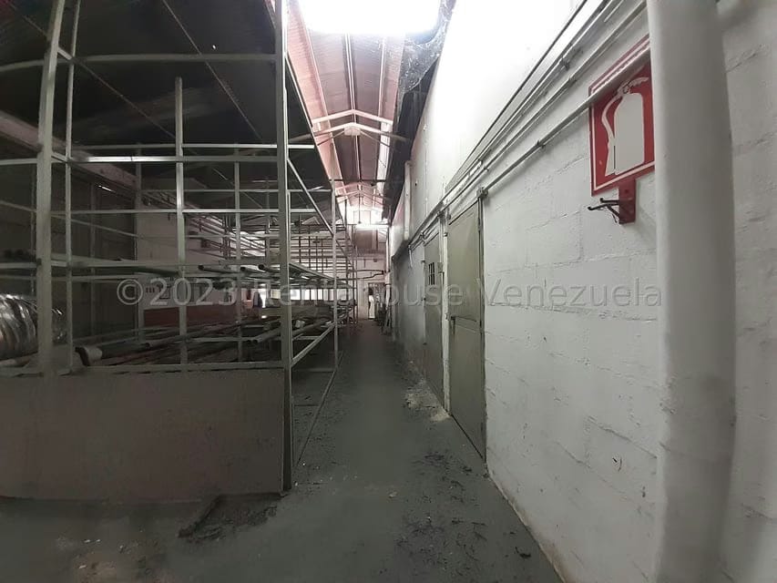 Comercial (Galpon - Deposito) en Alquiler en Santa Rosa, Aragua - 24