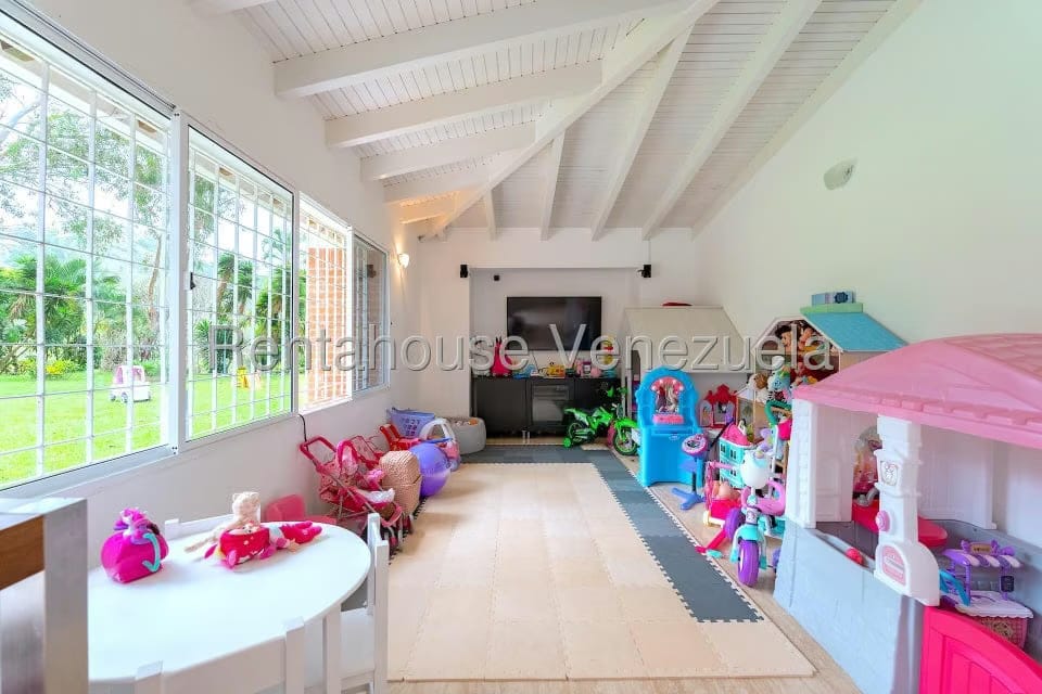 Casa (1 Nivel) en Venta en La Lagunita Country Club, Distrito Metropolitano - 13