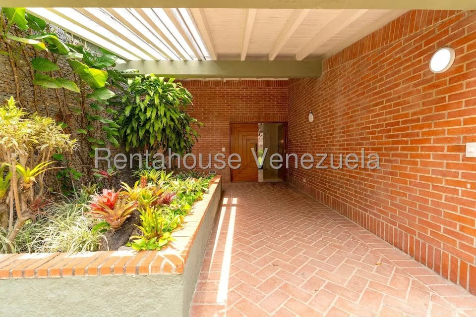 Casa (1 Nivel) en Venta en La Lagunita Country Club, Distrito Metropolitano - 3