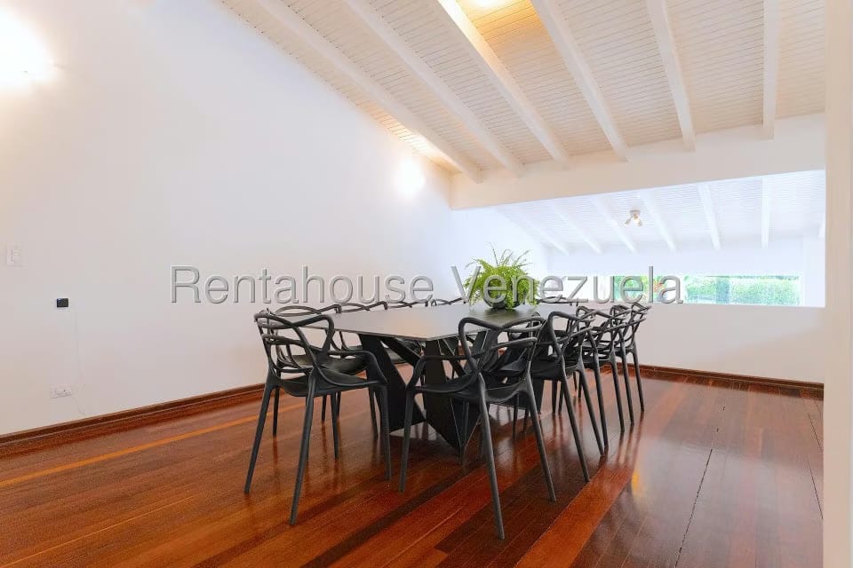 Casa (1 Nivel) en Venta en La Lagunita Country Club, Distrito Metropolitano - 25