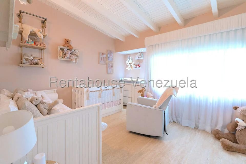 Casa (1 Nivel) en Venta en La Lagunita Country Club, Distrito Metropolitano - 35