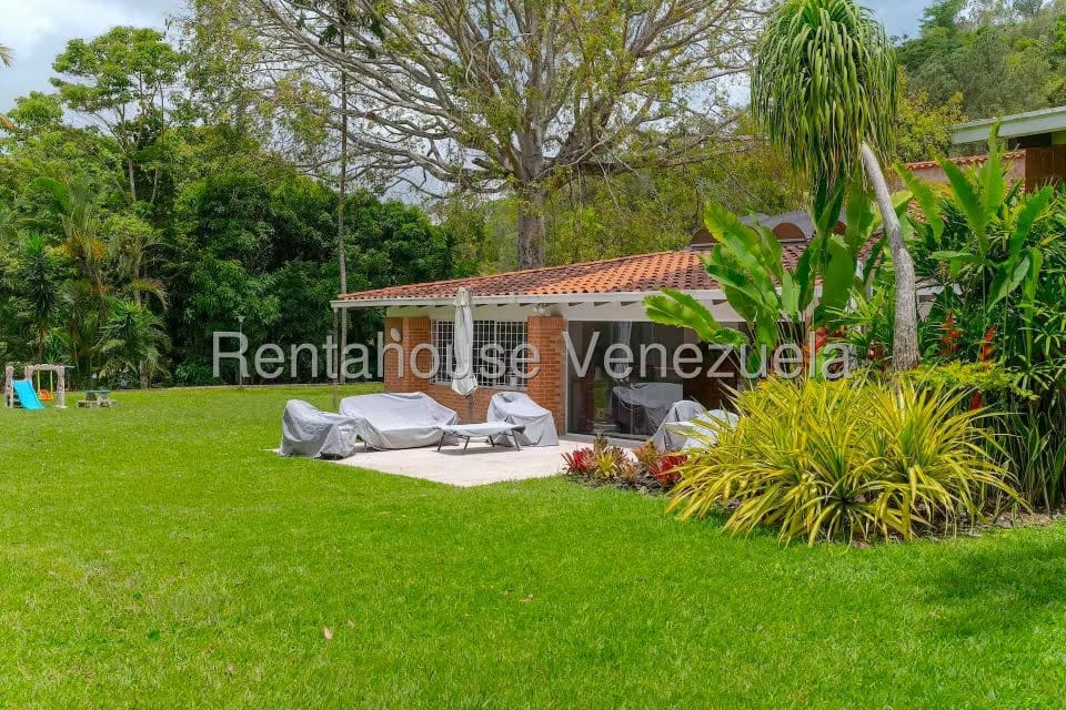 Casa (1 Nivel) en Venta en La Lagunita Country Club, Distrito Metropolitano - 37