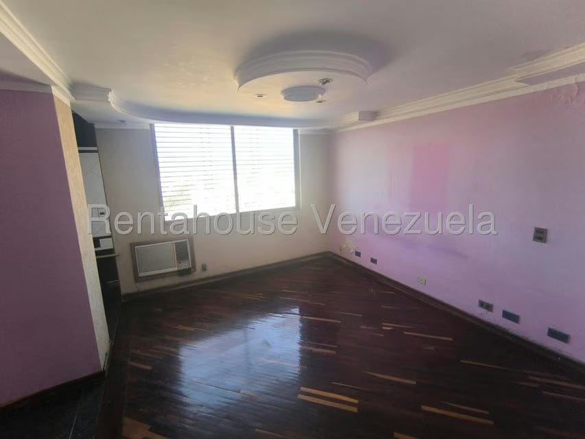 Apartamento (1 Nivel) en Venta en El Bosque, Carabobo - 54