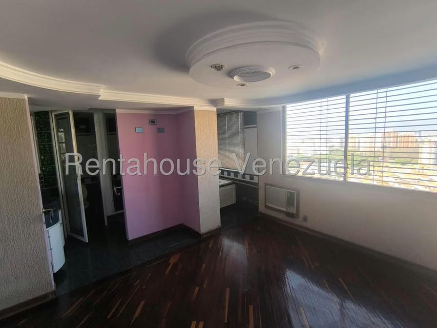 Apartamento (1 Nivel) en Venta en El Bosque, Carabobo - 55