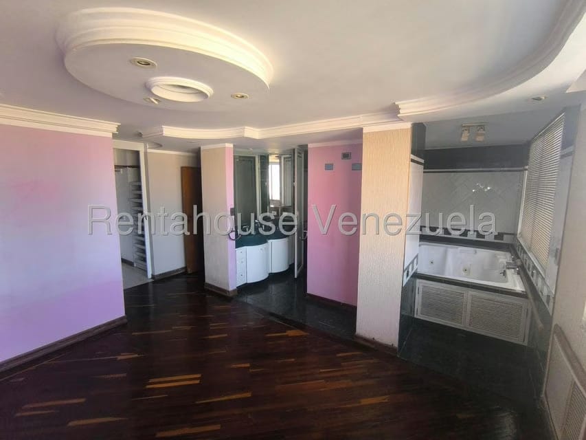 Apartamento (1 Nivel) en Venta en El Bosque, Carabobo - 56
