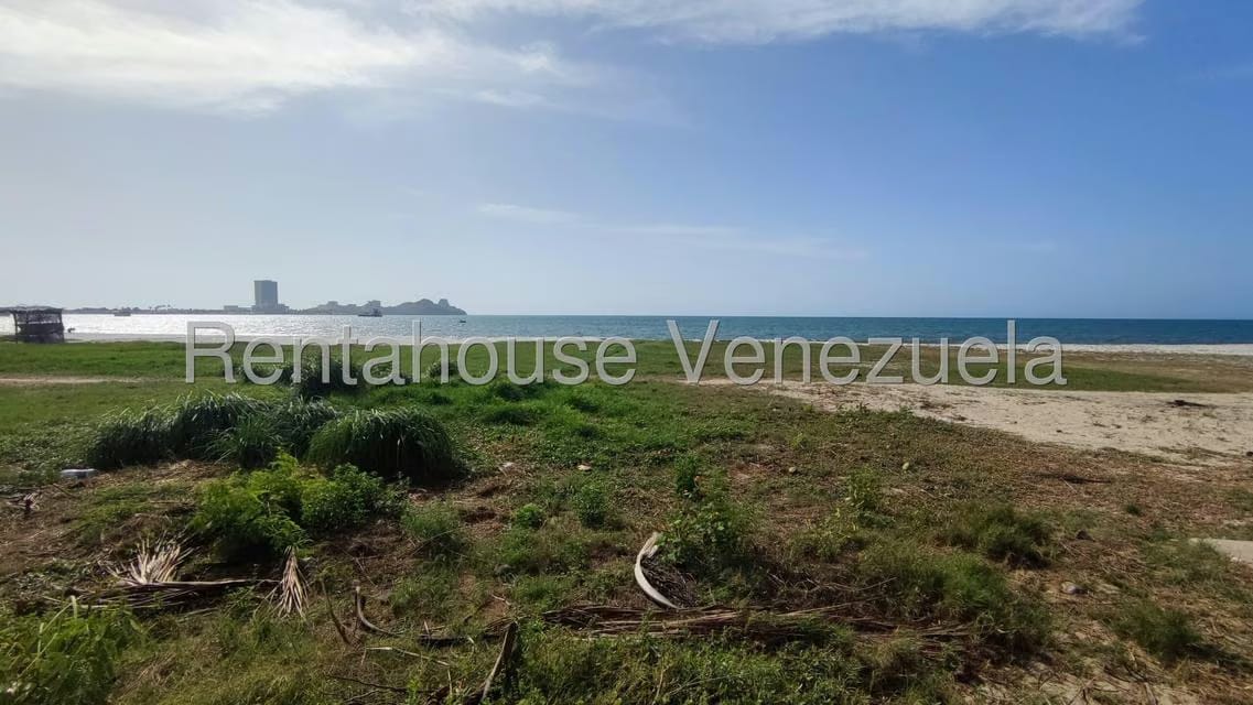 Terreno (Comercial) en Venta en Porlamar, Nueva Esparta - 4