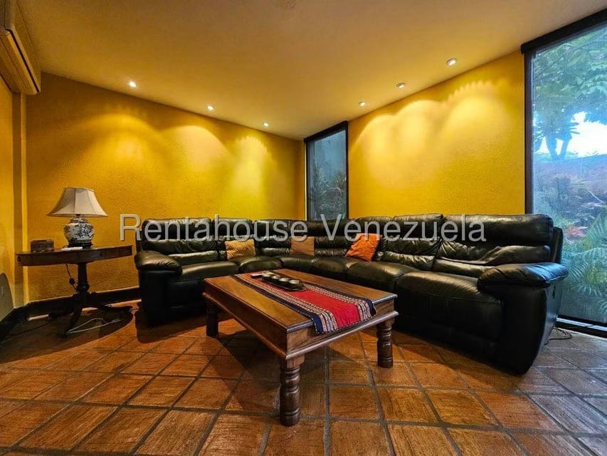 Casa (Duplex) en Venta en La Floresta, Distrito Metropolitano - 20